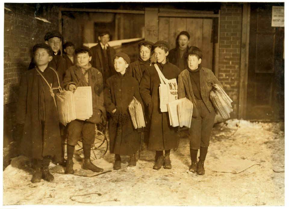 8,9 and 10 years old starting out at 6 A.M. Sunday. (Caption -602- '6-00 A.M. Sunday, March 7, 1909. Boys starting out with Sunday papers. Some were only 8 and 9 years old. Many more LOC nclc.03302