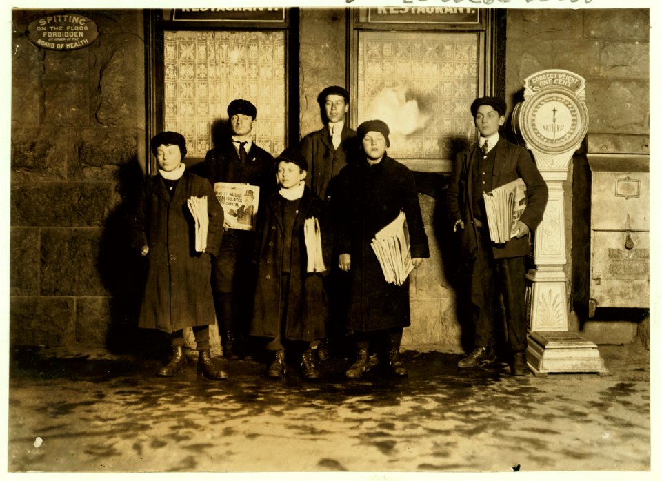 8-30 P.M. Group of newsboys selling at the depot, Hartford, Conn. Smallest boy 11 years old. LOC cph.3b00617