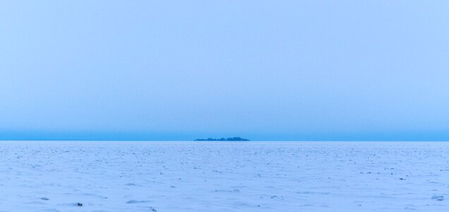 Landscape island ice