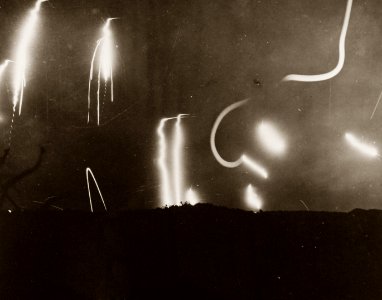 80-G-304861 (23871402954)