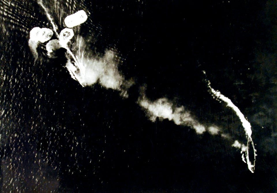80-G-30556 (21465397290)