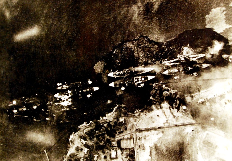 80-G-30551 (21032459383)