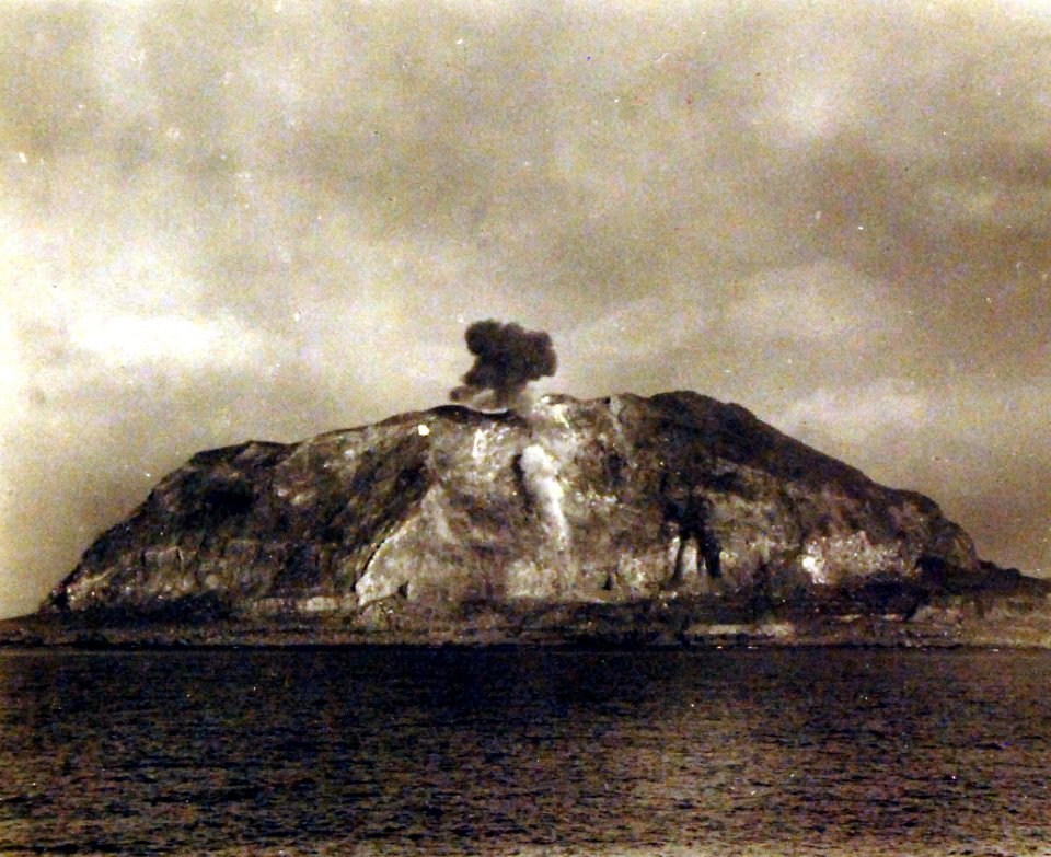 80-G-307246 (29219188420)