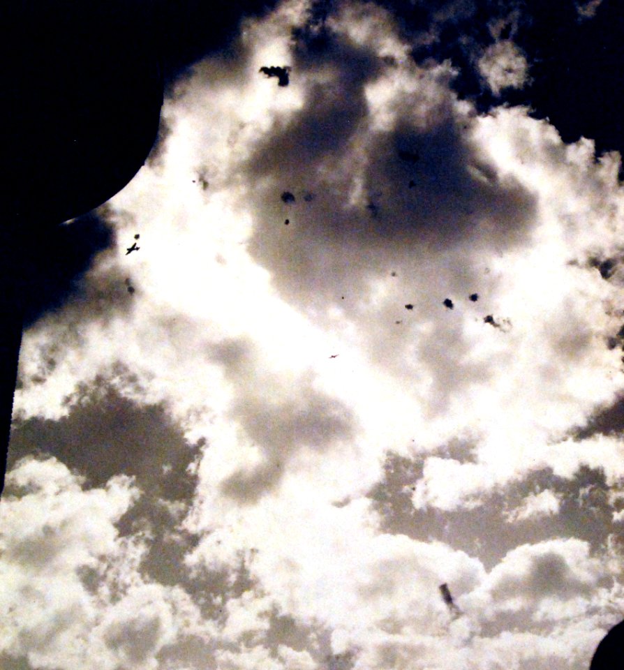 80-G-32438 (21278432069)