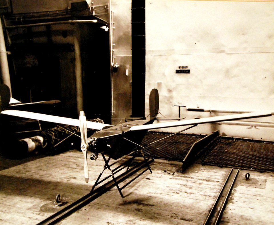 80-G-367921 (28493665901)
