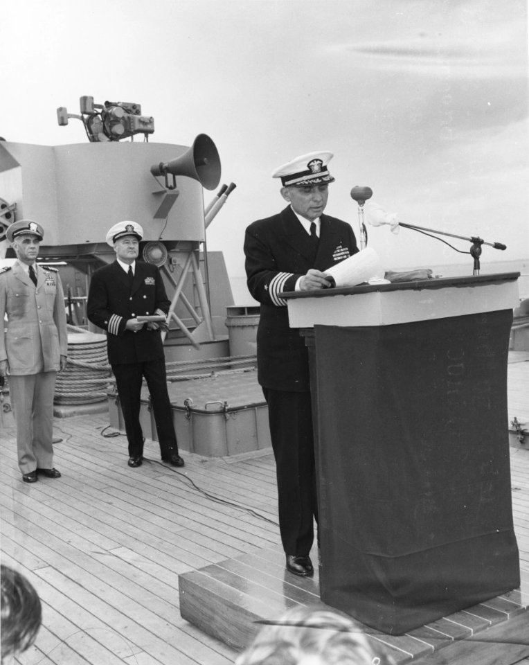 80-G-414591 USS Missouri (BB-63)