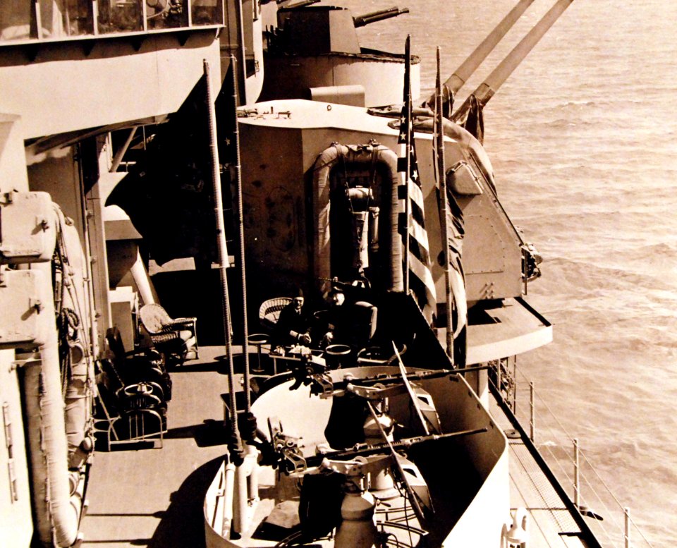 80-G-426881 (25366254603)