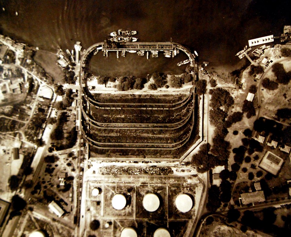 80-G-451121 (29194934463)