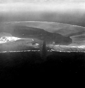 80-G-451087 (22766983762)