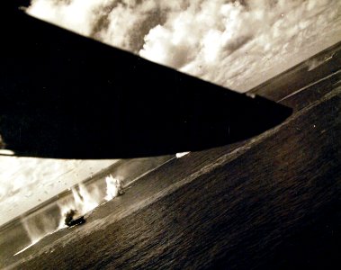 80-G-47162 (21453887892)