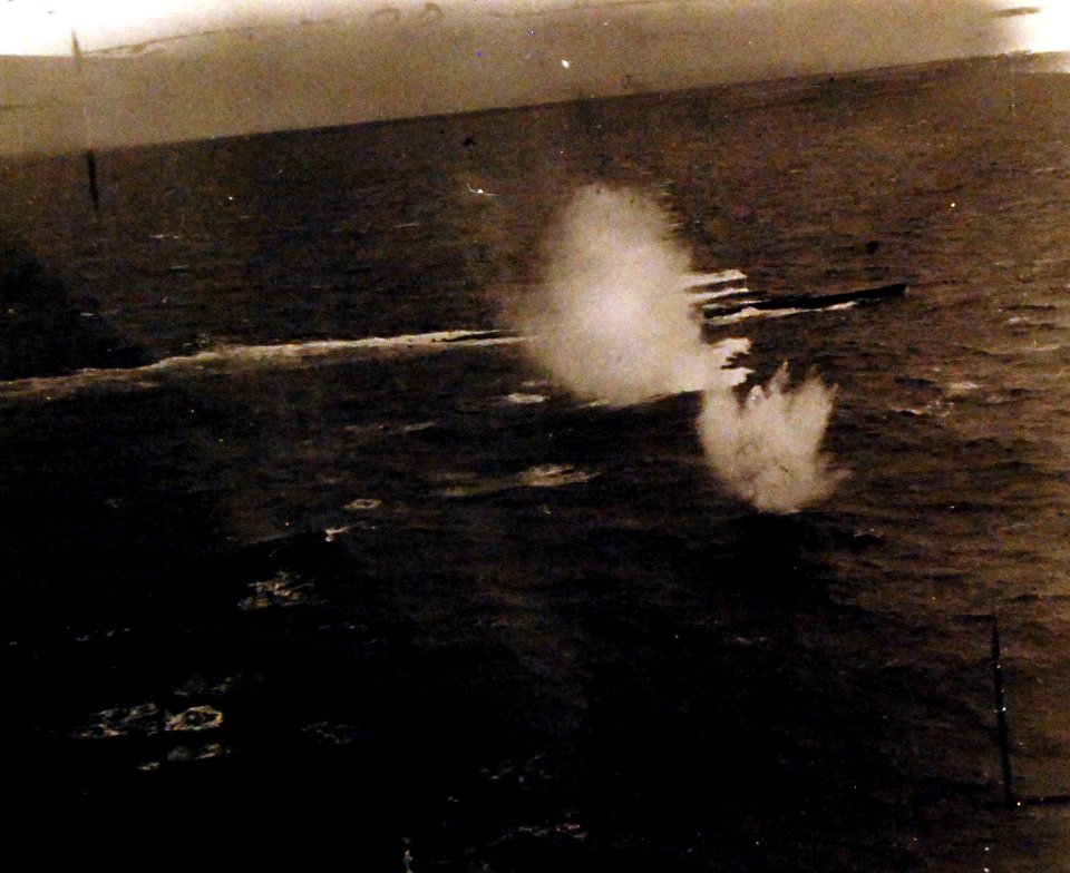 80-G-49783 (32116727021)