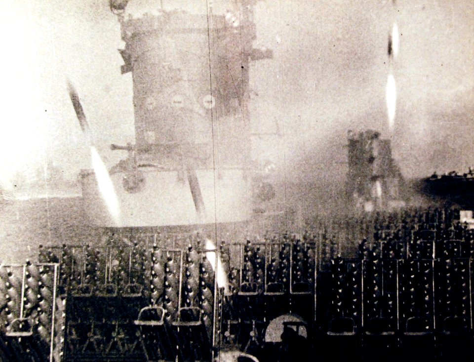80-G-49878 (25224744195)