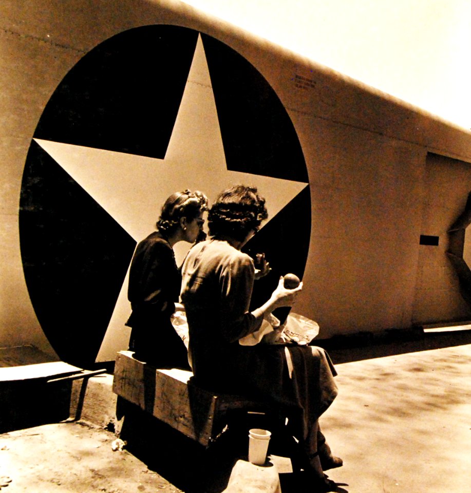 80-G-475996 (33461132115)