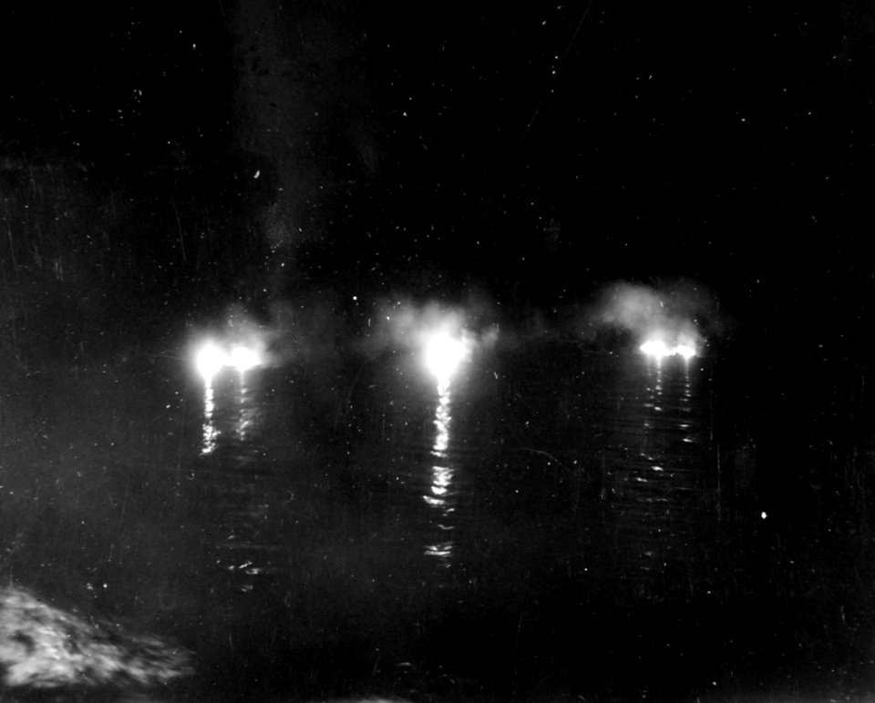 80-G-52816 (27362766728)
