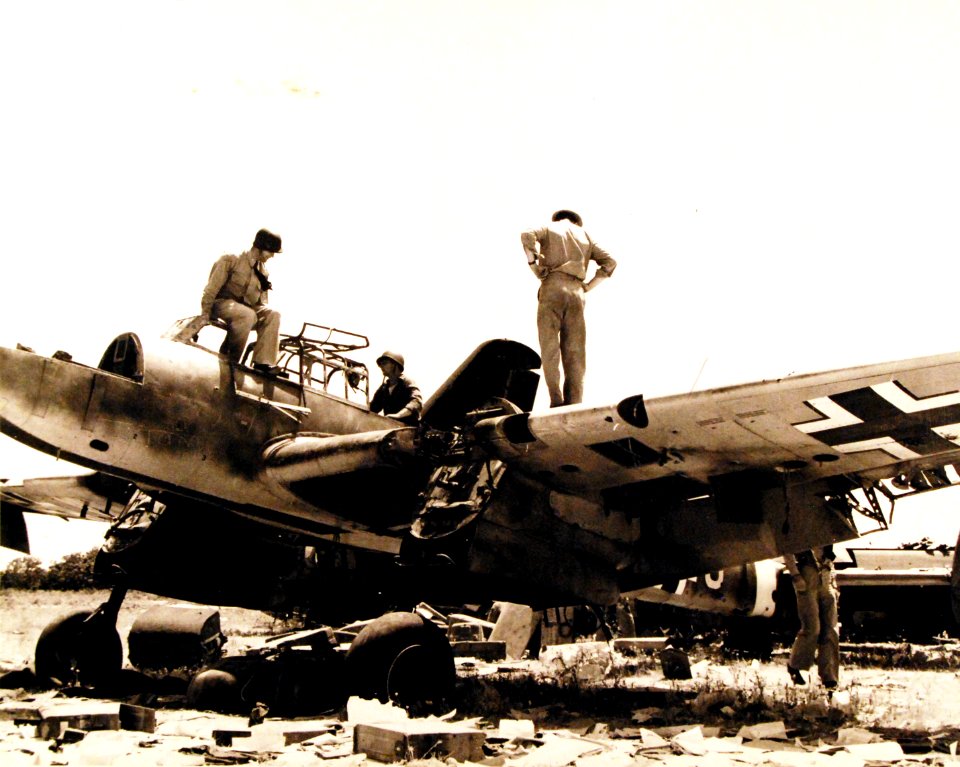 80-G-54546 (28387197746)