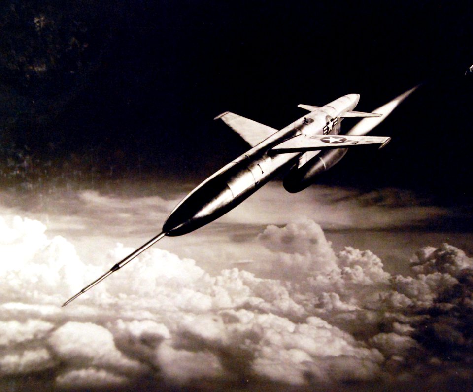 80-G-707341 (27612389281)