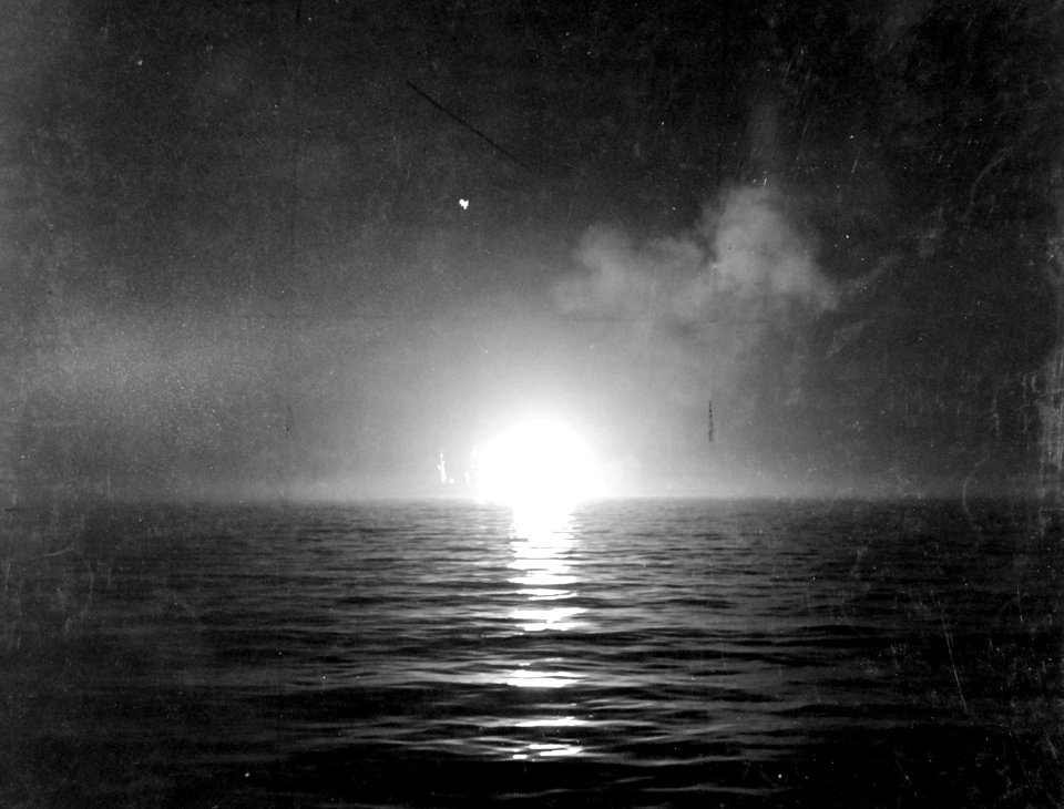 80-G-74836 (40268047601)