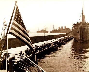 80-G-78375 (35877274891)