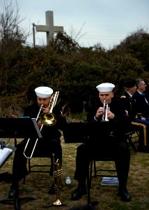 86th annual Easter sunrise service 130331-N-DU438-156