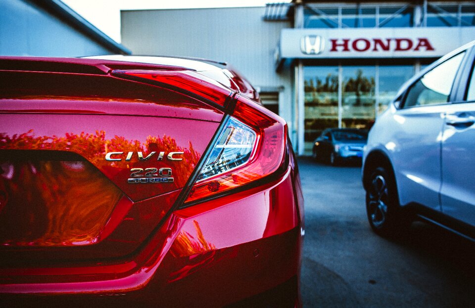 Glossy parking honda