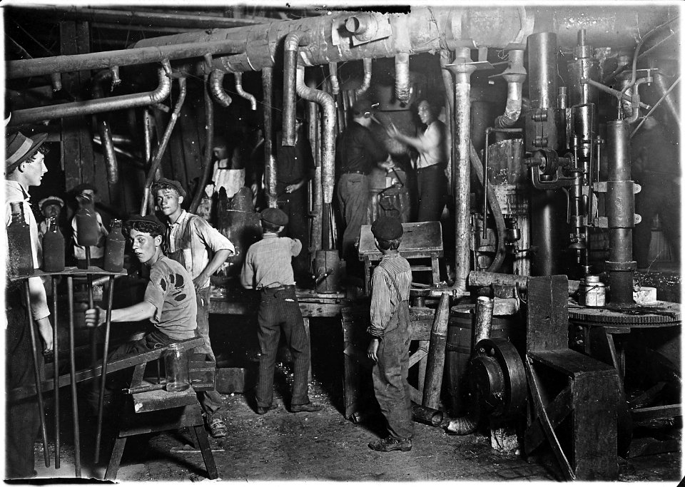 9 P.M. in an Indiana Glass Works. Indiana. - NARA - 523086