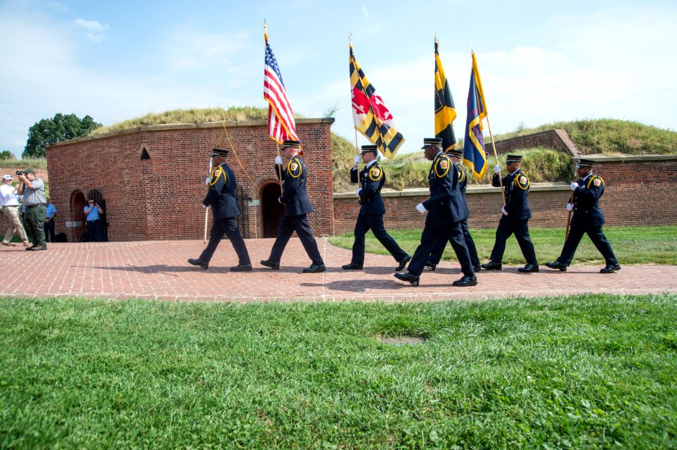 9-11 ceremony at Fort McHenry 140911-N-WX580-038