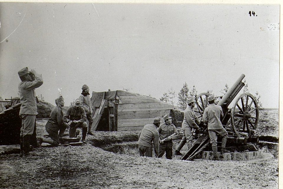 8cm M.05 Feldkanone mit abgenommenen Schild als Flugzeug-Abwehrgeschütz (BildID 15720948)