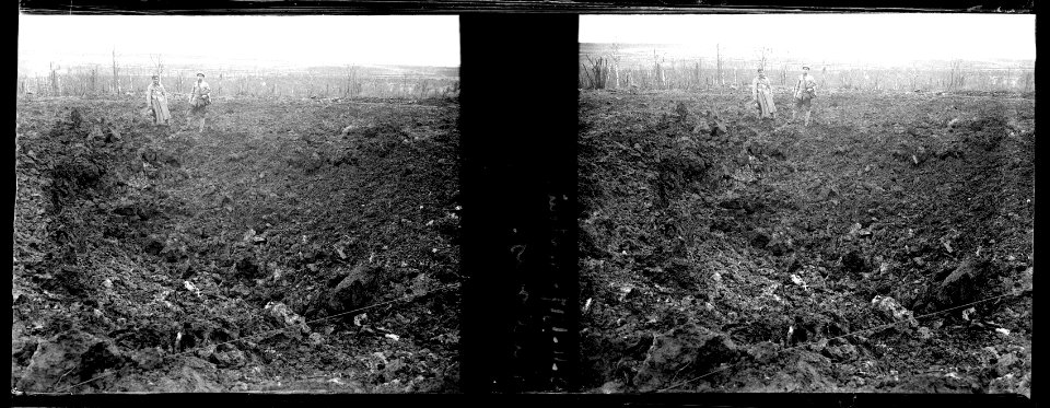 9-11-17. Nanteuil. Trou d'obus - Fonds Berthelé - 49Fi409