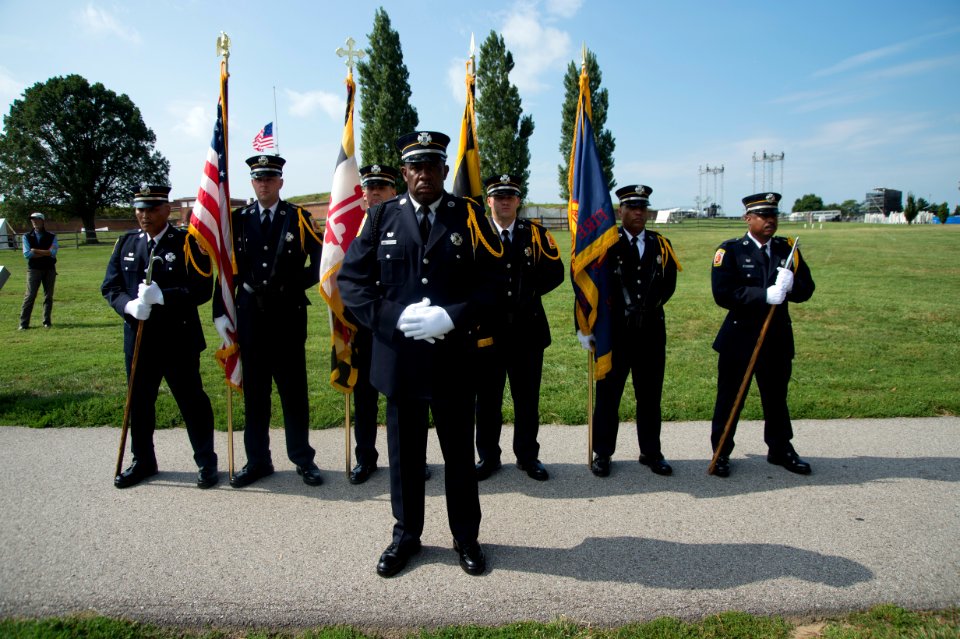 9-11 ceremony at Fort McHenry 140911-N-WX580-019