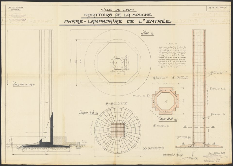954WP-1 Tony Garnier, Abattoirs de la Mouche - phare-lampadaire entrée