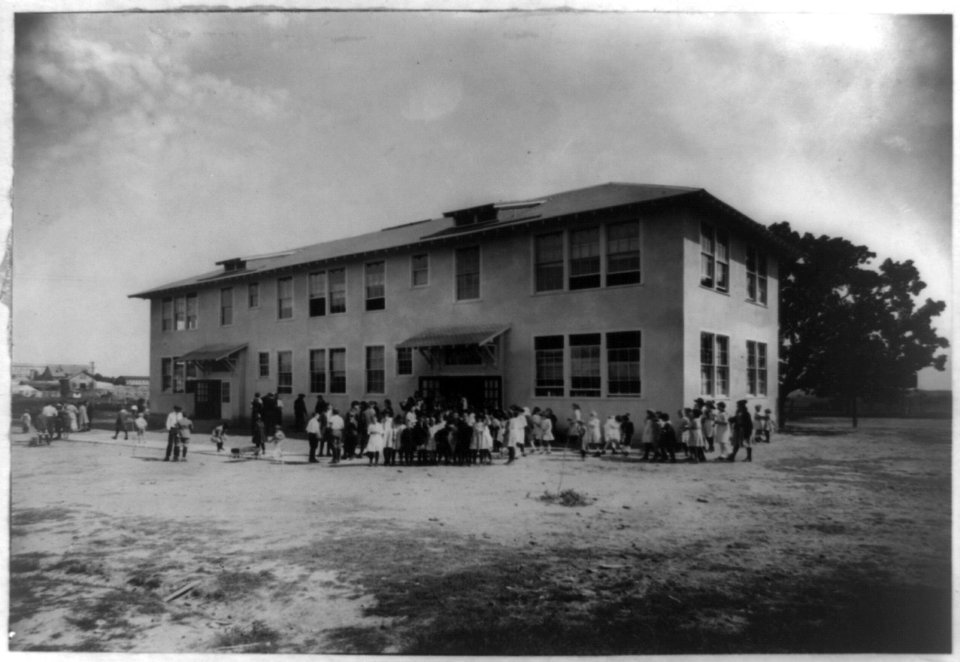 A & M Consolidated School, Agricultural and Mechanical College, Texas LCCN96515543