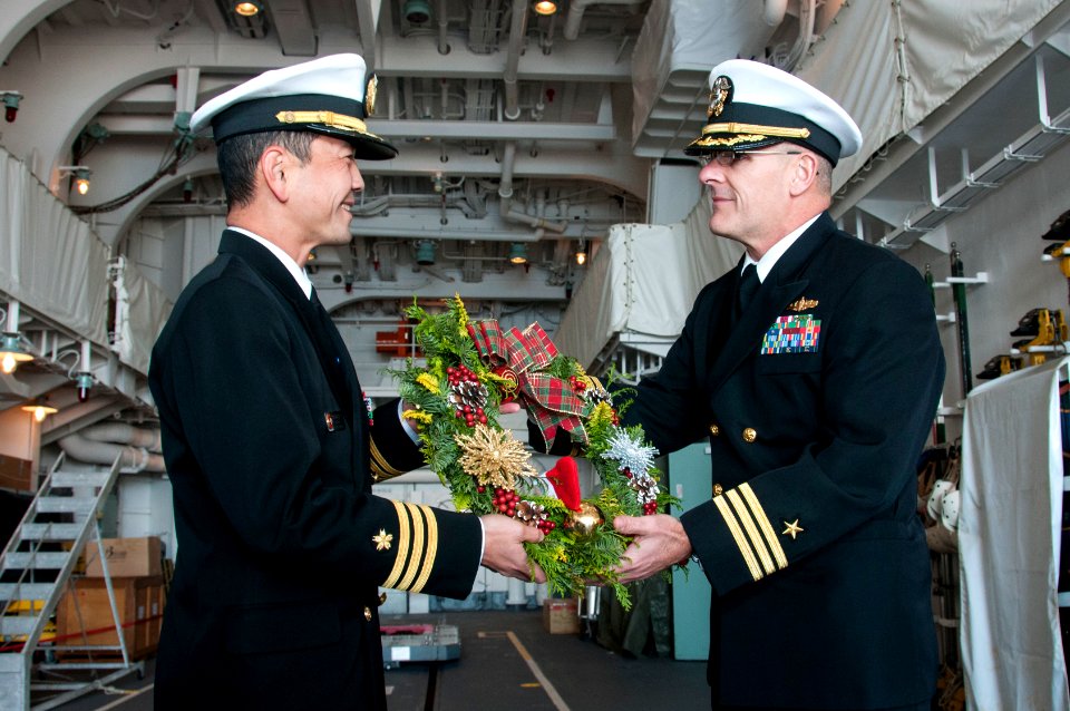 A bilateral gift exchange 151218-N-RU971-105