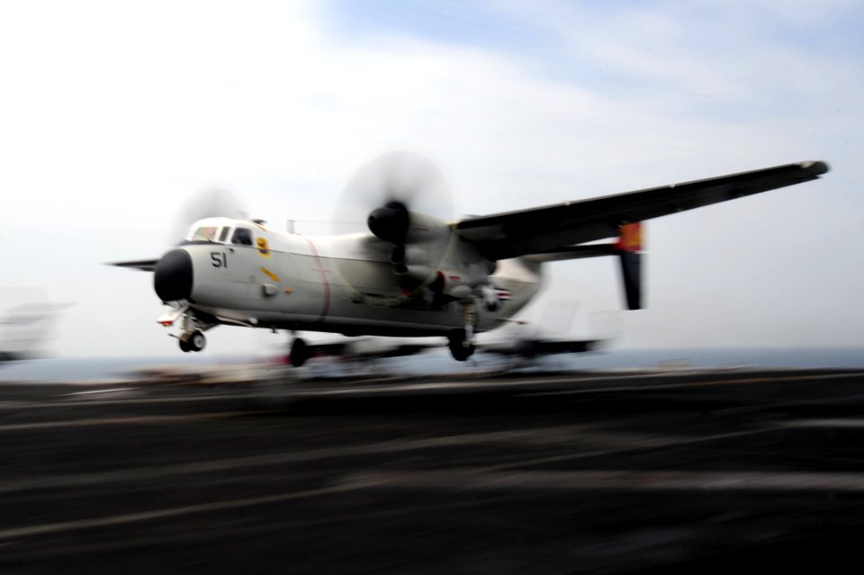 A C-2 Greyhound lands aboard USS Dwight D. Eisenhower. (8720069555)