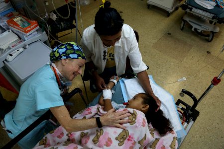 A child recovers from surgery aboard USNS Comfort. (17900400172) photo