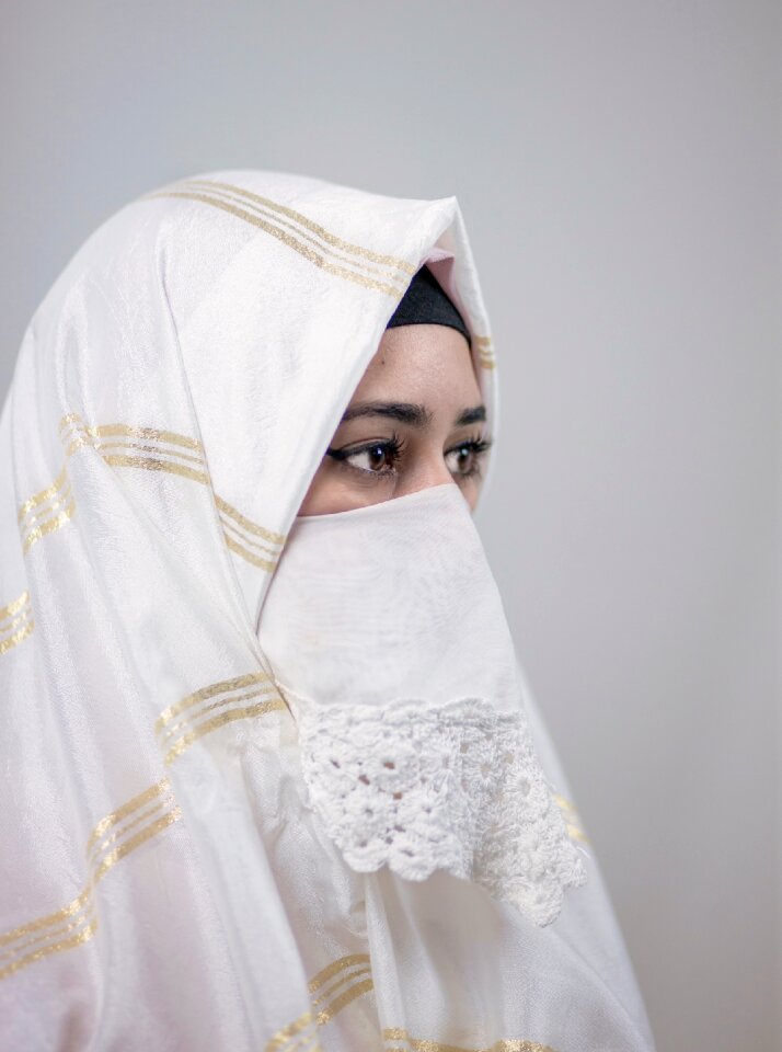 Girl muslim clothing