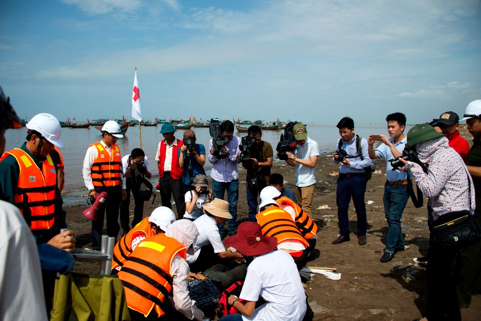 A commune level disaster response drill (27239181324)