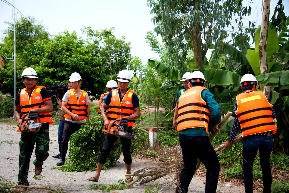 A commune level disaster response drill (27239238004)
