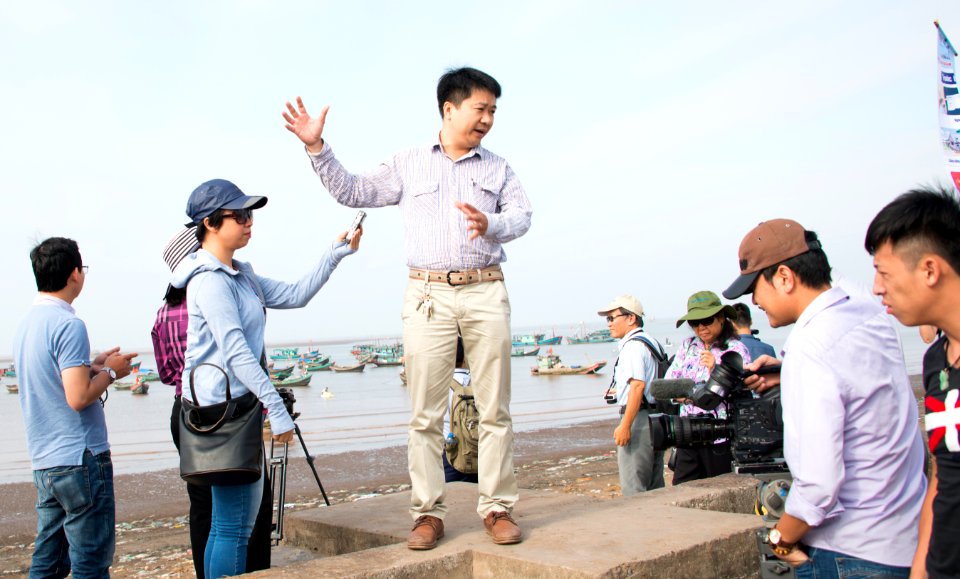 A commune level disaster response drill (27775519301)