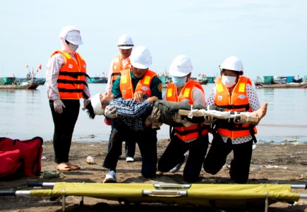 A commune level disaster response drill (27239169874)