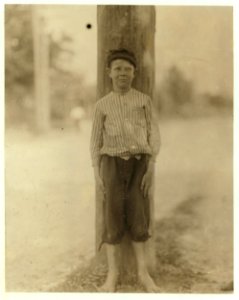 A dinner Toter who claims to have regular job in Eagle Mill, Columbus, Ga. LOC nclc.02822