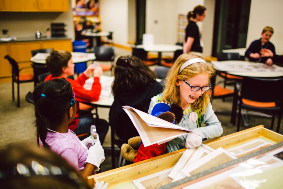Archives sleepover - 259-20150131-04-013 (16268440367)