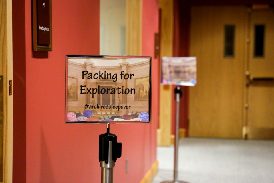 Archives sleepover - 359-20150131-01-153 (16266926250)