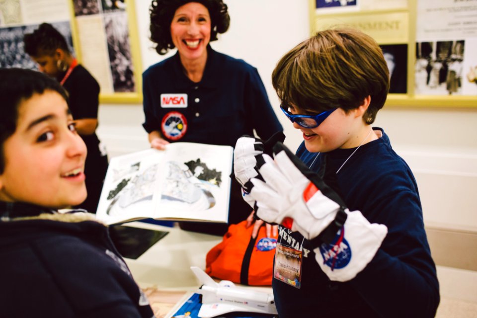 Archives sleepover - 540-20150131-04-175 (16266942560)