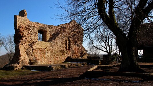 Castle ruin burgruine