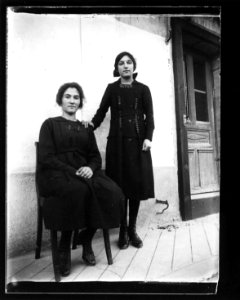 ArCJ - 2 femmes - 137 J 1471 a