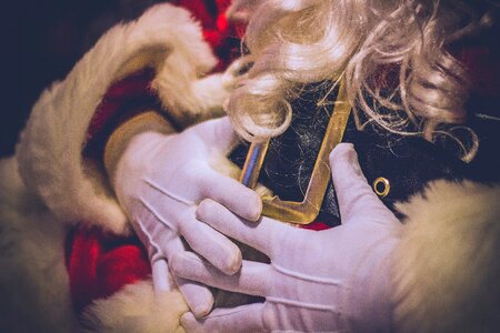 Hand glove hair