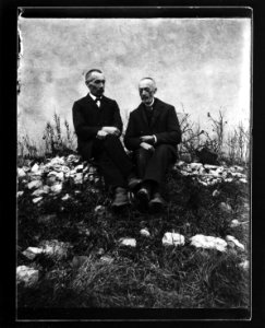 ArCJ - 2 hommes - 137 J 1386 a