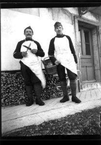 ArCJ - 2 hommes - 137 J 2433 a