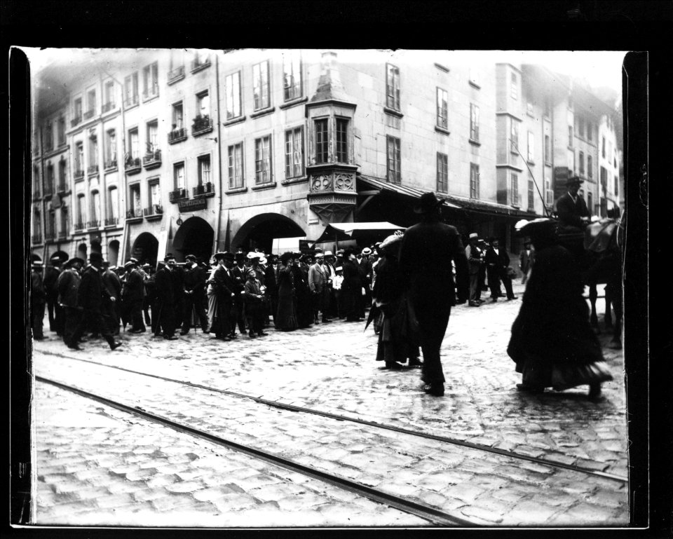 ArCJ - BE-Berne, Groupe - 137 J 870 a