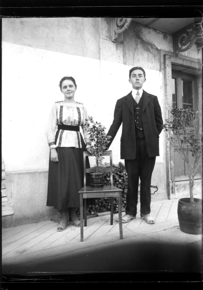 ArCJ - Couple - 137 J 2724 a